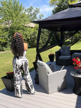 Who's That Girl Set